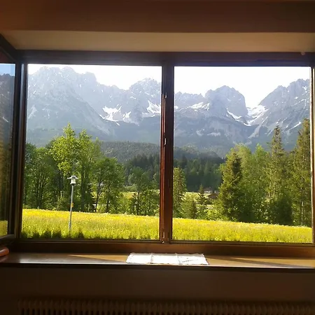 Pensionat Woergartner 3*