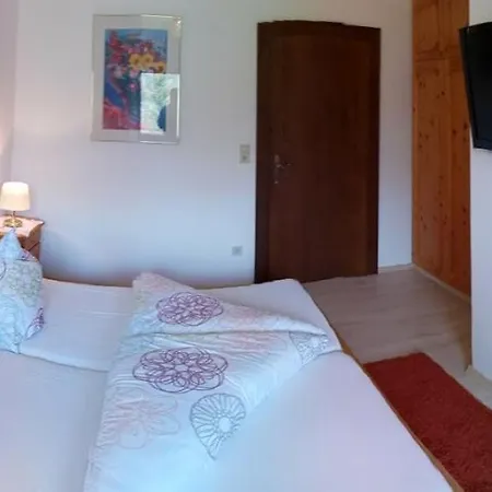 بيت ضيافة Woergartner 3*